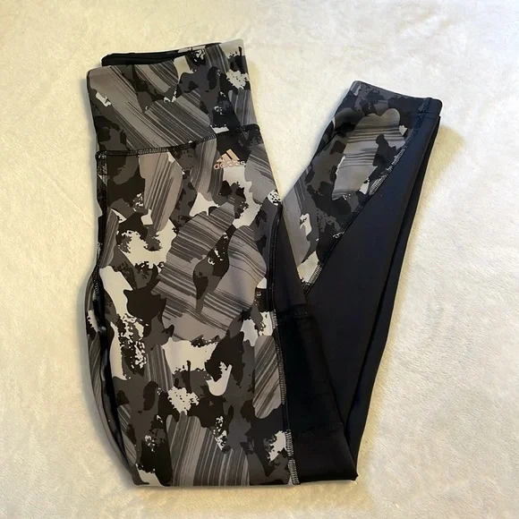 NWOT Adidas Black & Grey Leggings - Zoe Saldana Collection - Picture 4 of 11